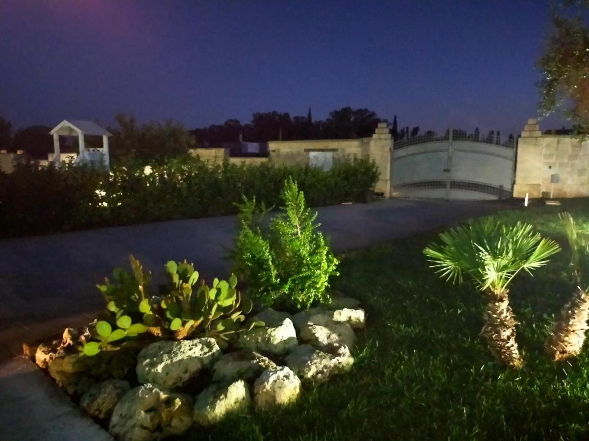 Il Giardino Deluxe Villa Lizzanello Buitenkant foto